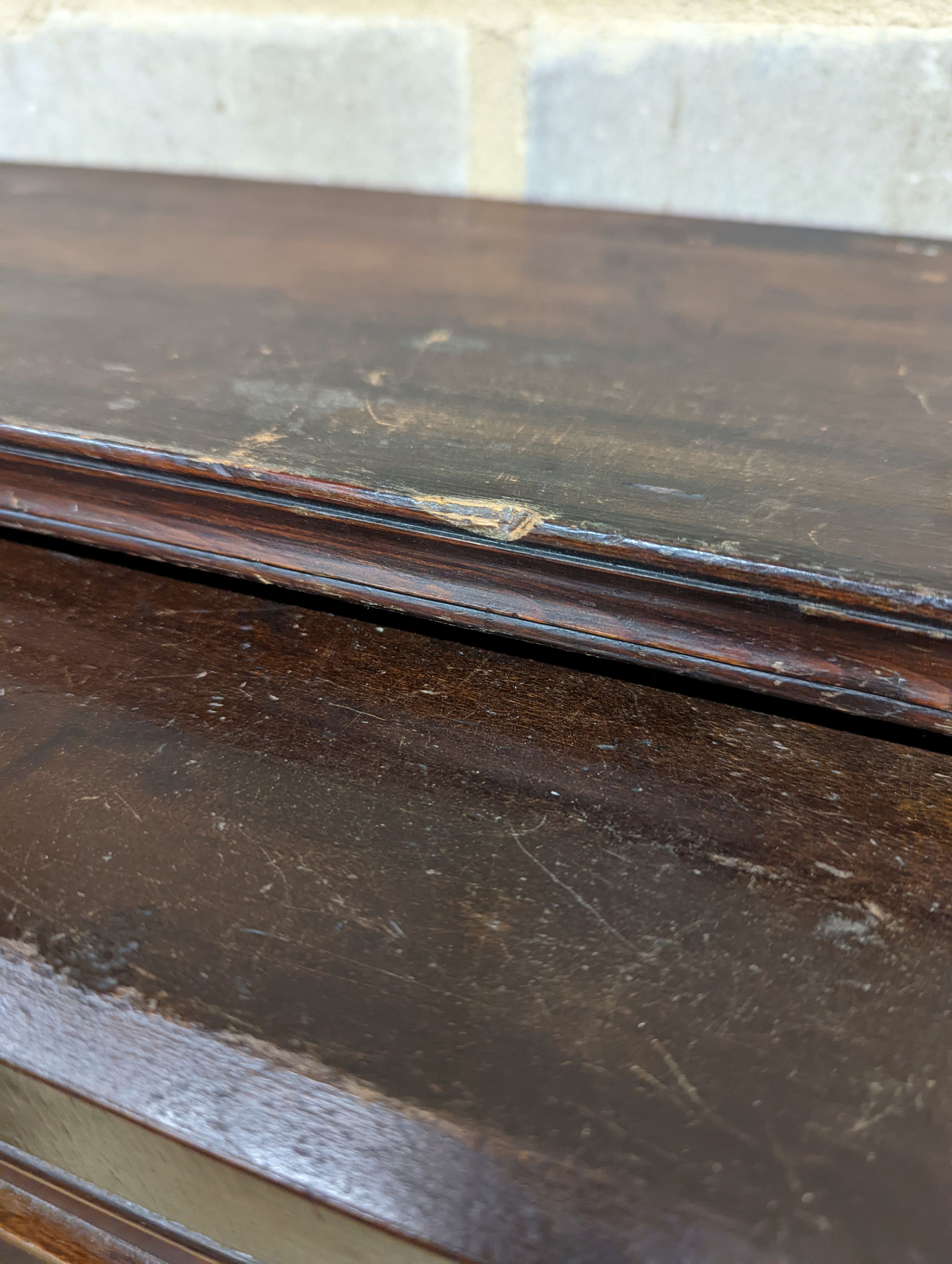 A Victorian mahogany oak open bookcase, length 122cm, depth 30cm, height 128cm